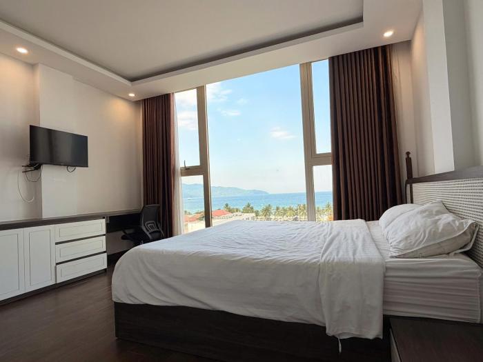 HH Apartment II