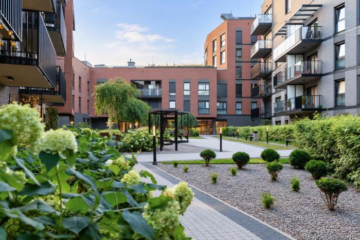 Nadmotławie Riverside Apartment with Sauna, Gym & Kids Room by Lion Apartments