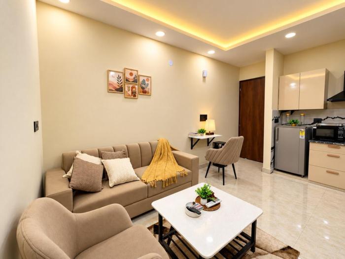 Skyline Luxe with Rooftop,Premium Luxury 1-Bedroom Apartment Near Golf Course Road, Gurugram ,Stylish & Cozy Urban Retreat