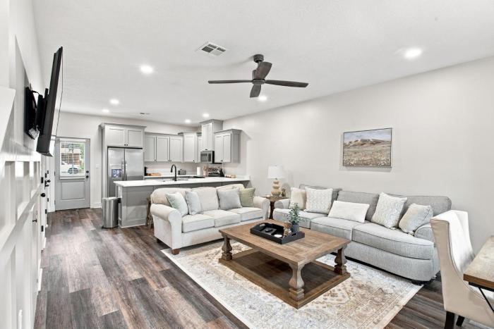 Townhouse in Central Lake Charles