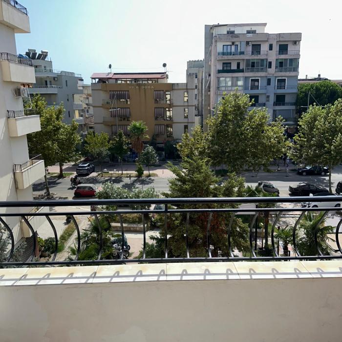 Mema APARTMENT Durres AL
