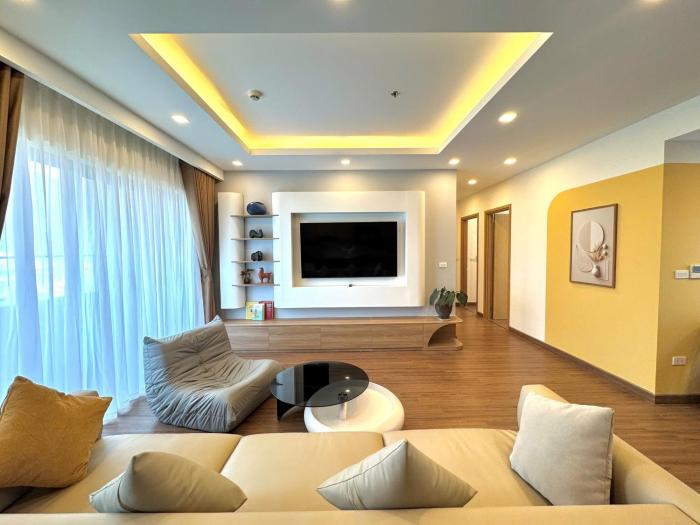 Three Bedrooms FLC Sea Tower Quy Nhơn - Quy Nhơn Beach