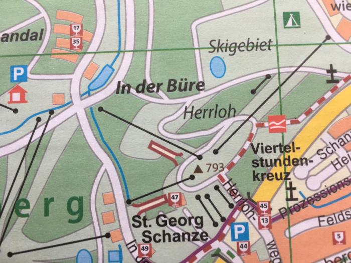 Am Golfplatz 800 Meter bis Möppis Hütte