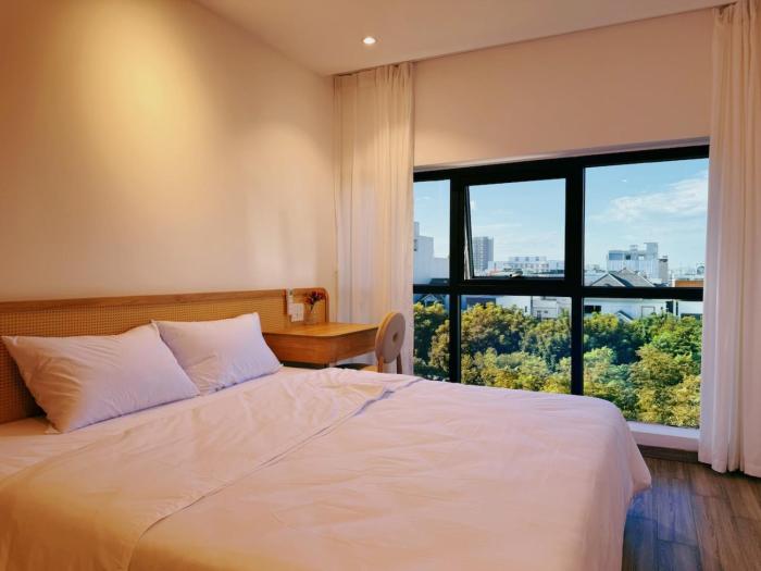 602 - La Van Residence - Majestic Tree View Studio