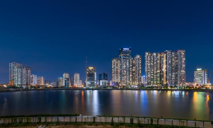 Vinhomes Skylake - Signature Apartment by DH Homes