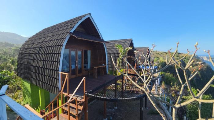 Suwehan Cliff Ayu Villas