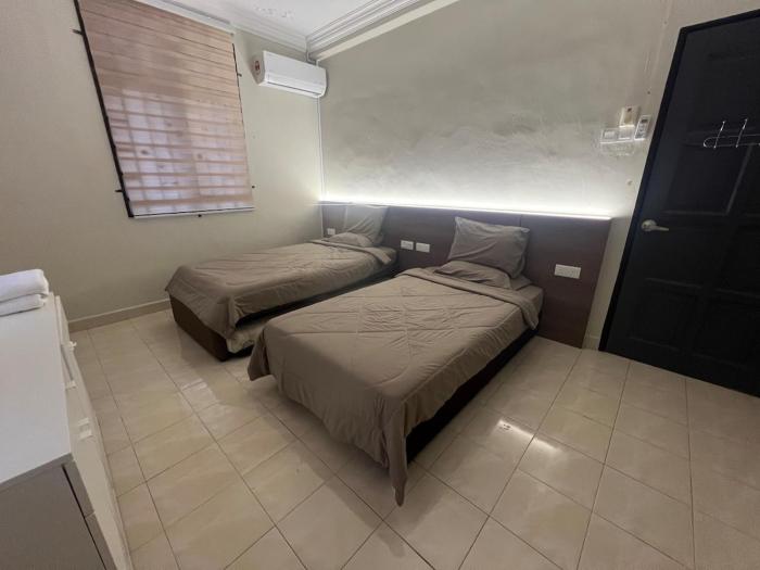 AZKAZ Homestay