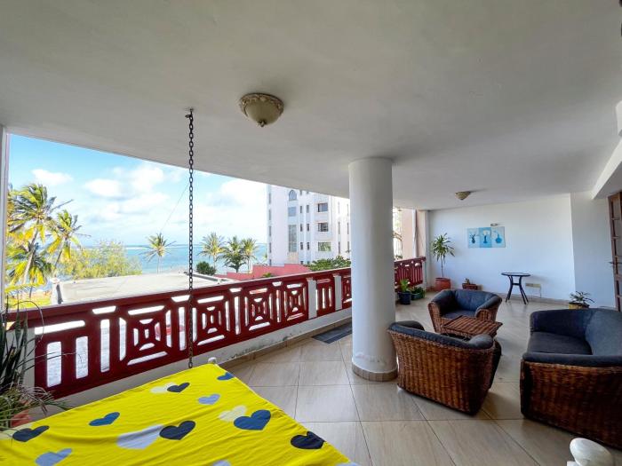 Asta Beach Homes