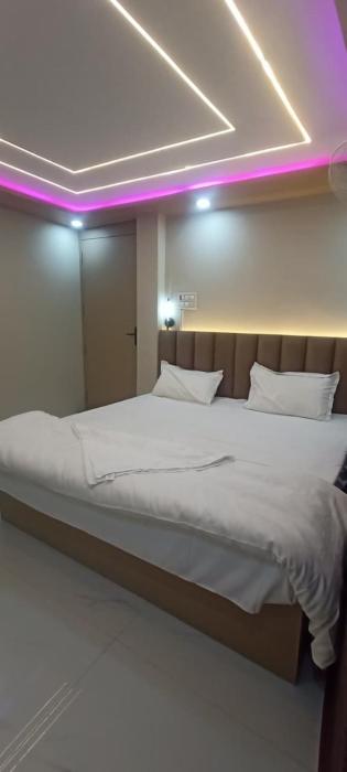 Bawra Bhakt Rooms