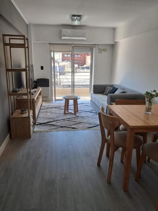 Hermoso departamento en Caseros Centro