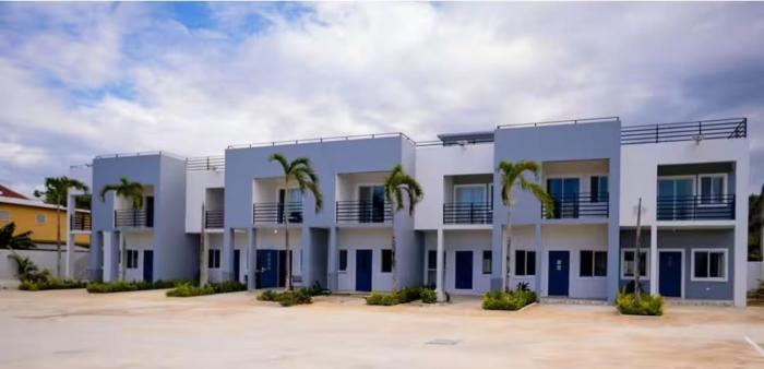 Ocean Horizon at Belaire