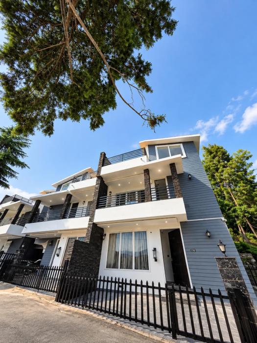 Arohan - The 4BHK Luxury Villa Nainital by Stay Blessed