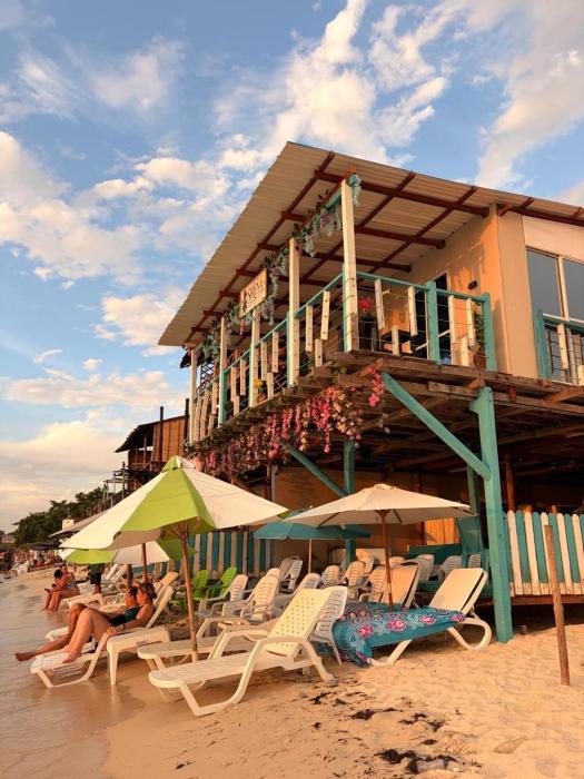 Hostal sirena baru