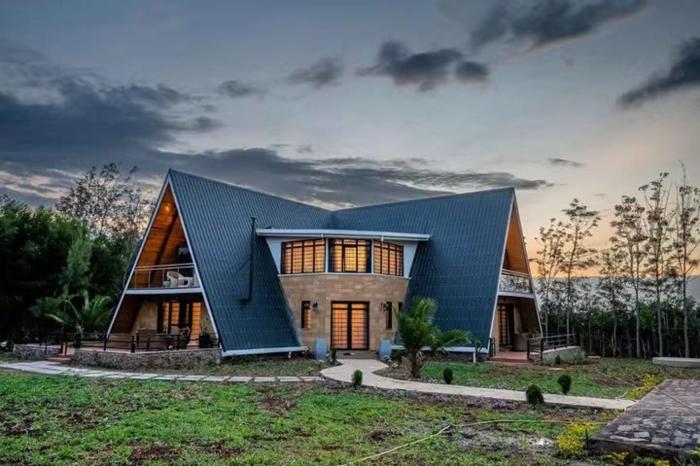 4 Bedroom Executive A-Frame Cabin- Nanyuki