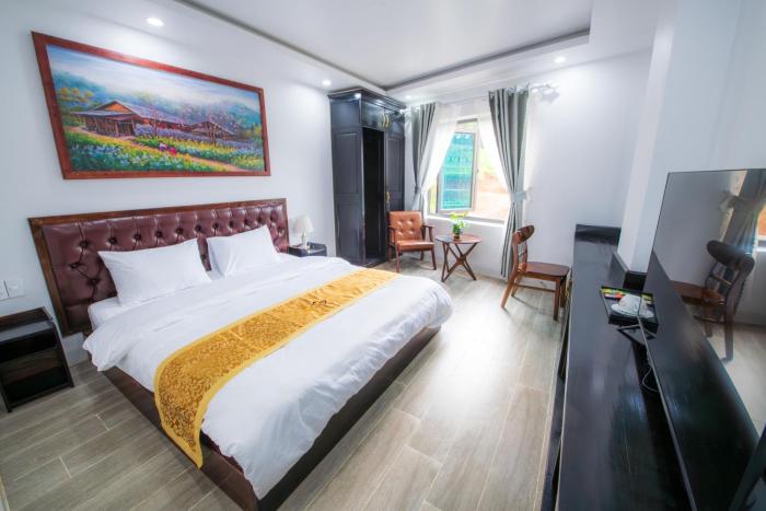 Giang Sơn Hill Hotell