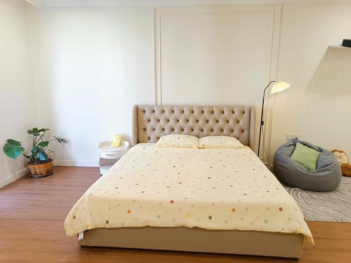 Thuê tháng giá tốt - Thuê nguyên căn 3 phòng ngủ - 4 giường lớn- 1 bếp ở Vũ Yên