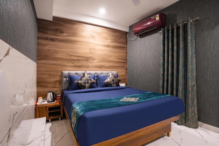 FabHotel Maple Arc