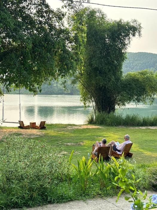 Vả Riverside Retreat