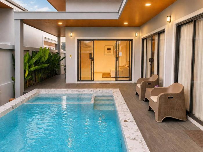 Modern Three Bedroom Pool Villa Ao Nang