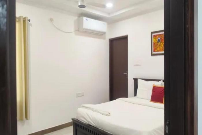 FabHotel Narayani Grand