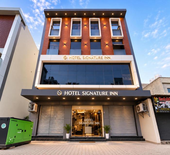 Hotel Signature INN