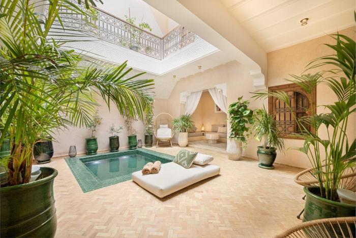 Riad El Niri 5 bedrooms 2 pools Medina