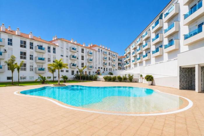 Home2Book Relaxing Poolside Escape, Arona