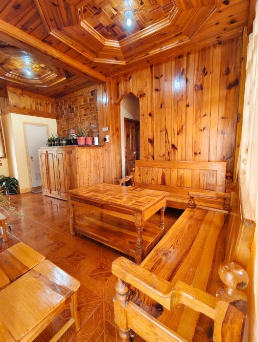 Cozy & Rustik Private Rooms near Pitik Wines