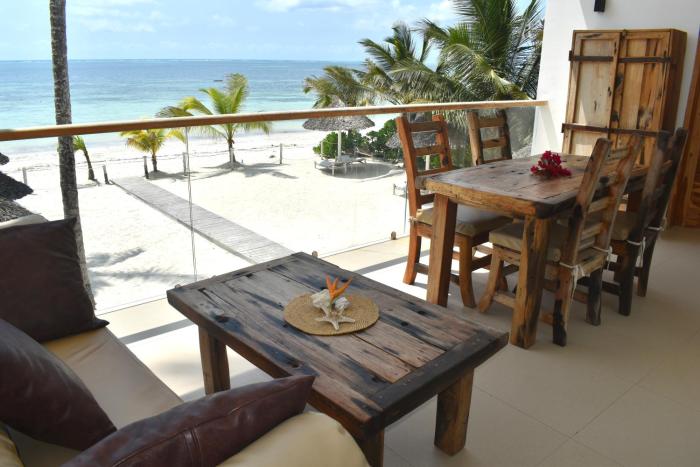 Tremendo Beachfront Apartment
