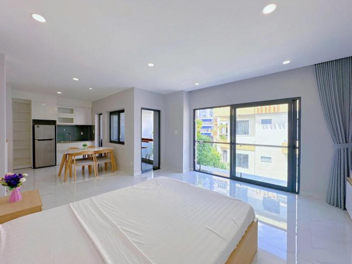 45m2 Balcony Studio in Chu Van An, Binh Thanh