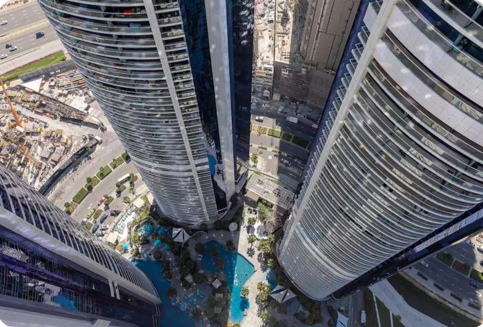 Stay Royal Holiday Homes - DAMAC Towers by Paramount, Business Bay - Near Burj Khalifa & Dubai Mall - 18th Floor Pool View - Dubai