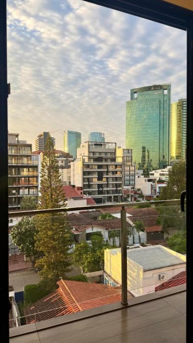 Cálido y Moderno Apartamento en Zona Exlusiva