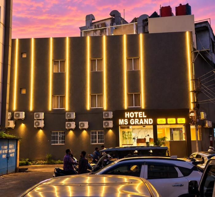 Hotel M S GRAND