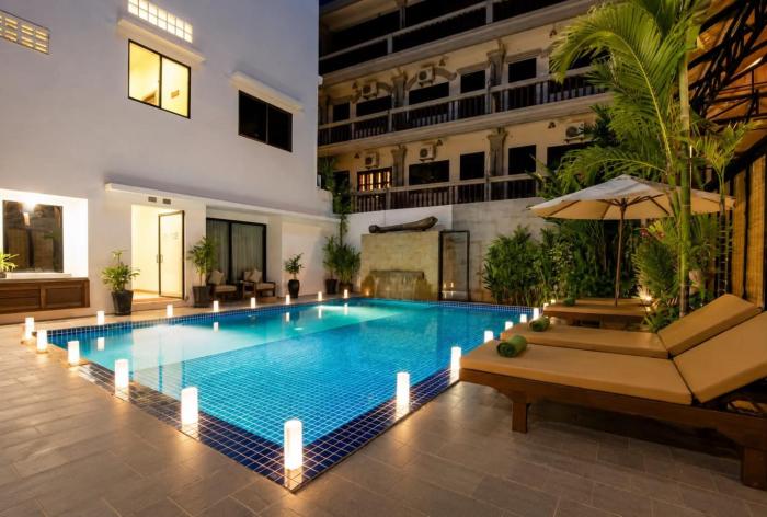 Chhouy Vathna Angkor Boutique