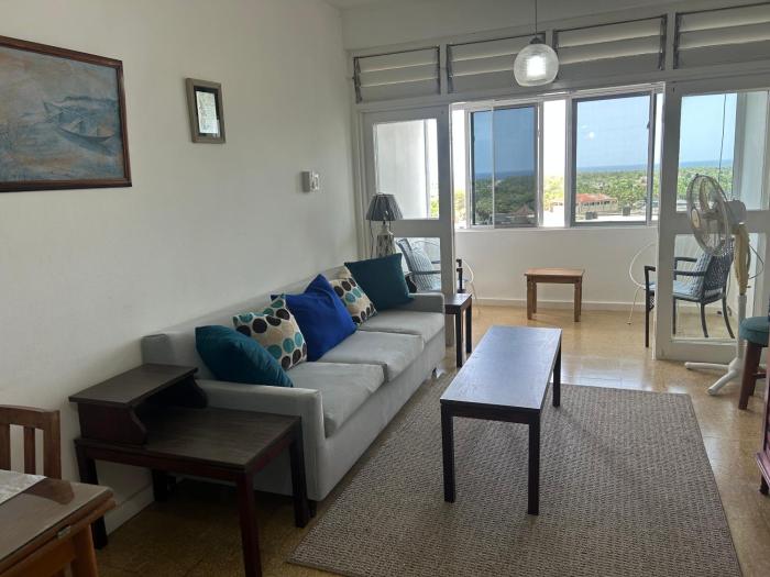 Sea View Apartment, Discovery Bay