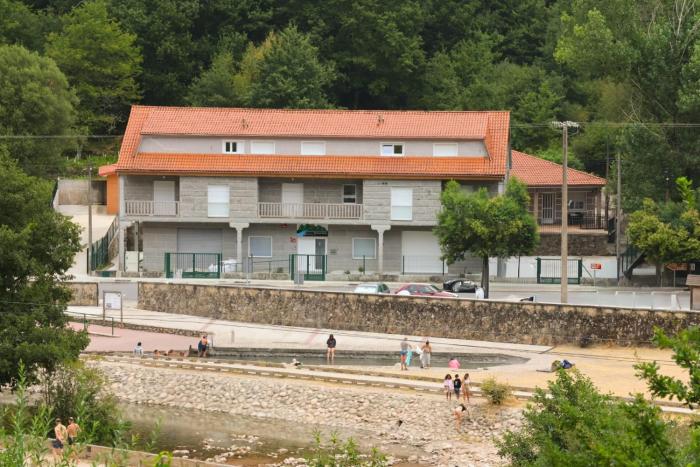 Alojamientos apartamentos Serra do Xurés