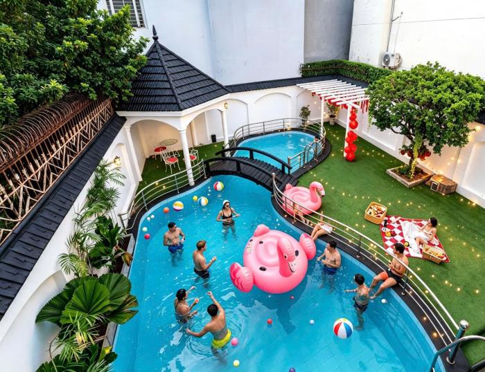Biệt Thự LLQ Hồ Bơi