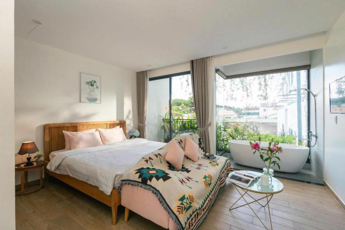 Hoàng Thiên Hotel - Đà Lạt