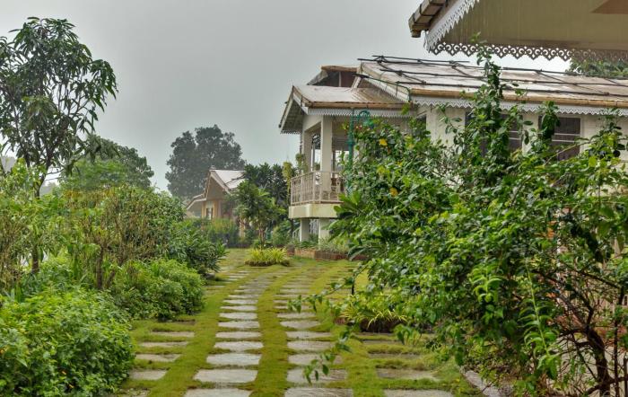 ELIVAAS Signature Junglebrooke 8 Room Pet-Friendly Cottage Estate With Swimming Pool, Forest View, In-House Restaurant & Landscaped Lawn
