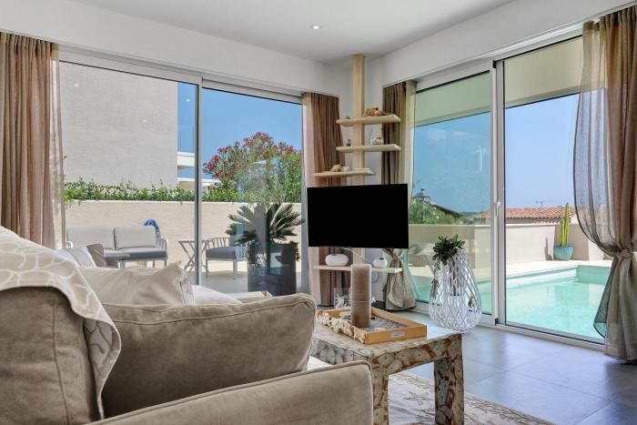 Villa Fonty - by And service
