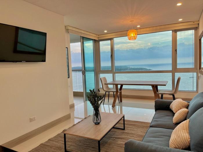 Visitors Allowed - Ocean View - 28th Floor