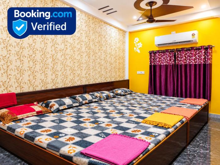 Maa janki guest house"5 min walking distance from ram mandir "
