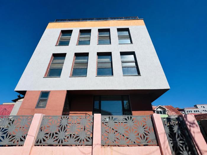 Central Nomad Hostel