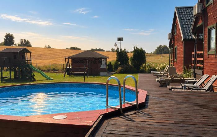 Nice Home In Rusinowo With Outdoor Swimming Pool