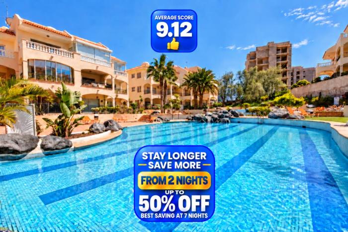 Golf Park Sunny Cozy Penthouse near the Ocean with large double terraces, fiber WIFI, 3 pools, NEW bbq South Tenerife