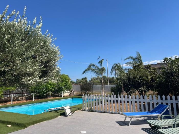 Case Balestrate piscina condivisa