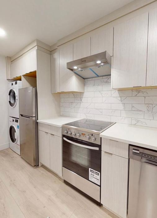 Private Suite Near UBC Walk to Shops and Transit