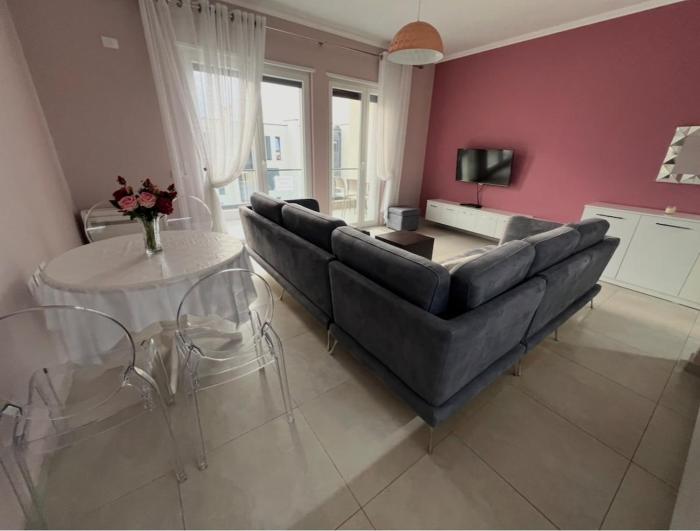 Cozy Apartment Near the Beach