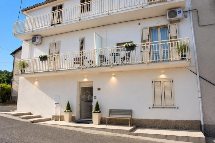 Tra il Mare e La Sila B&B