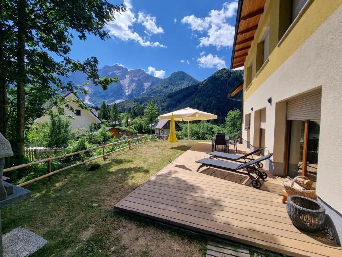 Lunas Mountain House - Jezersko